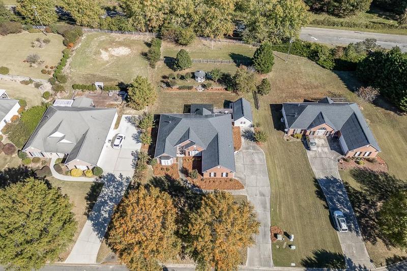 Image for property 905 Cruce Lake Drive, Hoschton, GA 30548