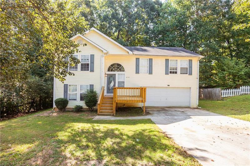 Image for property 6932 Stonewall Place, Douglasville, GA 30134