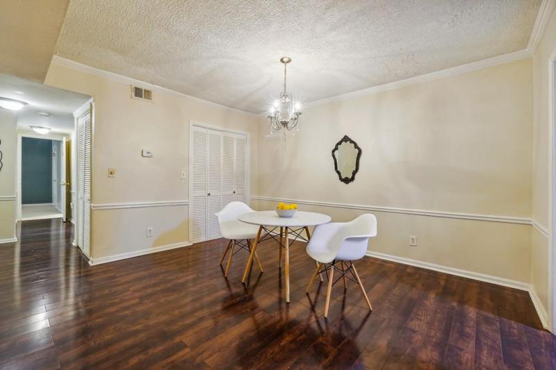 Image for property 6851 Roswell Road L-2, Sandy Springs, GA 30328