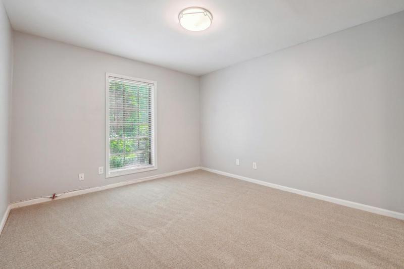 Image for property 6851 Roswell Road L-2, Sandy Springs, GA 30328