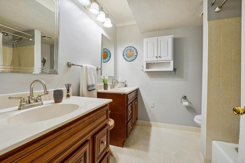 Image for property 6851 Roswell Road L-2, Sandy Springs, GA 30328