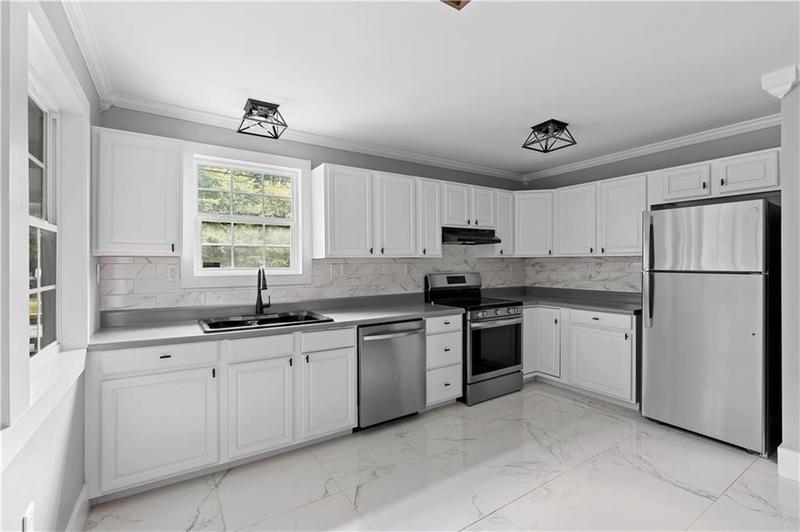 Image for property 1271 Hayes Street, Madison, GA 30650