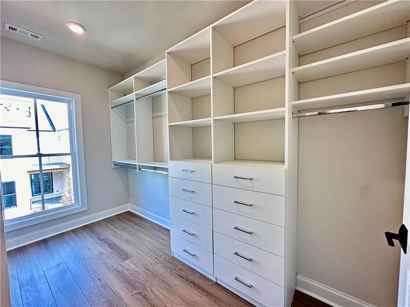 Image for property 265 Briscoe Way 4, Alpharetta, GA 30009