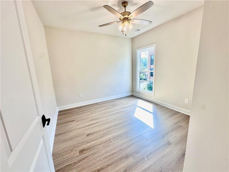 Image for property 265 Briscoe Way 4, Alpharetta, GA 30009