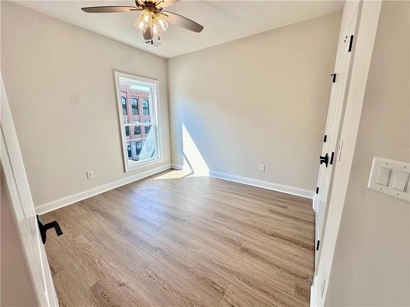 Image for property 265 Briscoe Way 4, Alpharetta, GA 30009