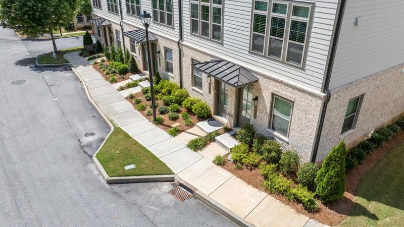 Image for property 3701 Allegretto Circle, Atlanta, GA 30339