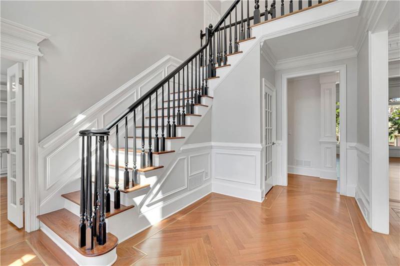 Image for property 8120 Turnberry Way, Duluth, GA 30097