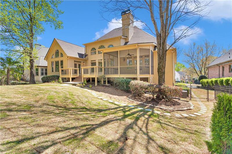 Image for property 8120 Turnberry Way, Duluth, GA 30097