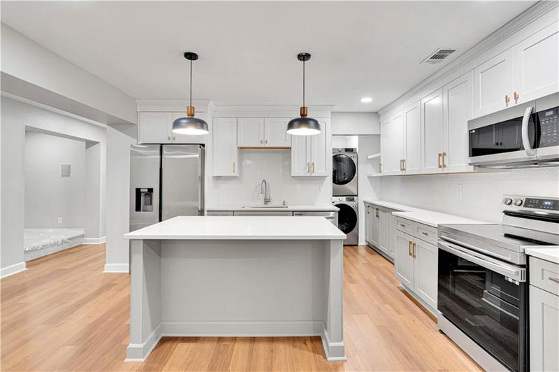 Image for property 8120 Turnberry Way, Duluth, GA 30097