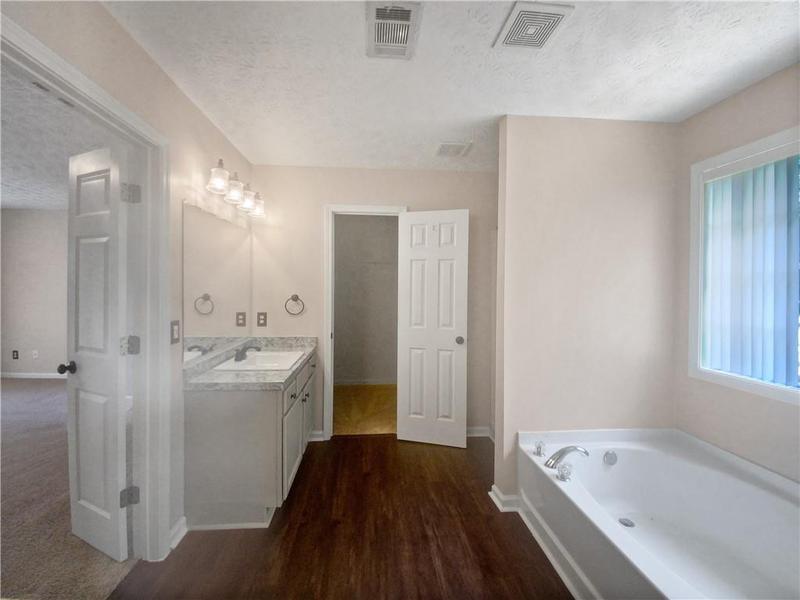 Image for property 3232 River Run Trail, Decatur, GA 30034