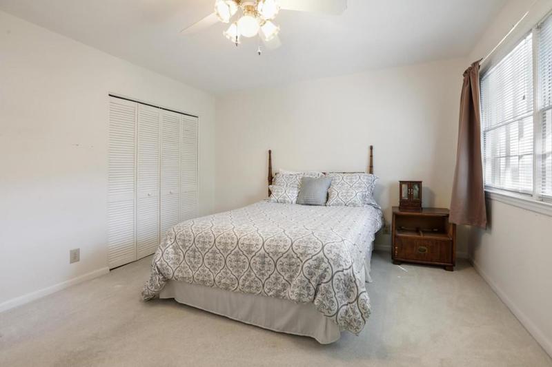 Image for property 2374 Farmstead Circle, Smyrna, GA 30080