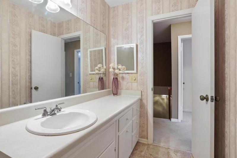 Image for property 2374 Farmstead Circle, Smyrna, GA 30080