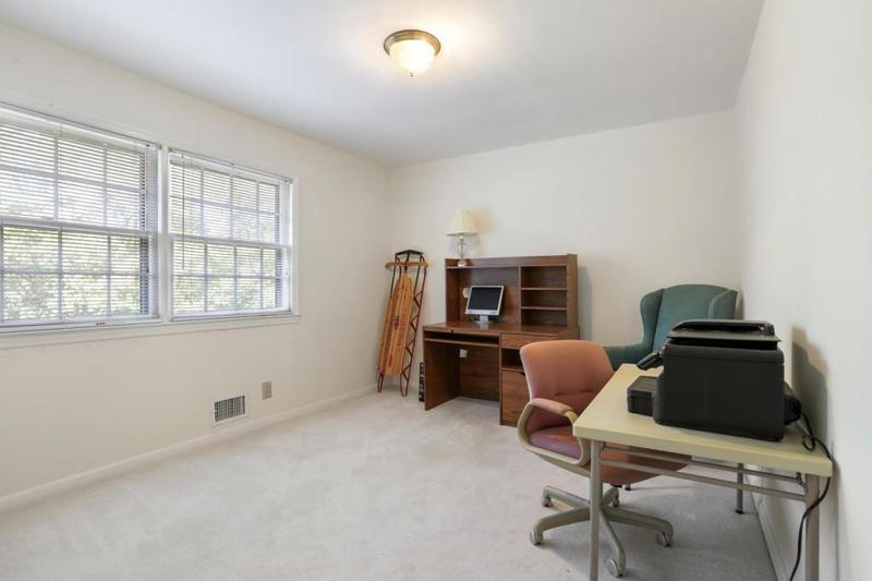 Image for property 2374 Farmstead Circle, Smyrna, GA 30080