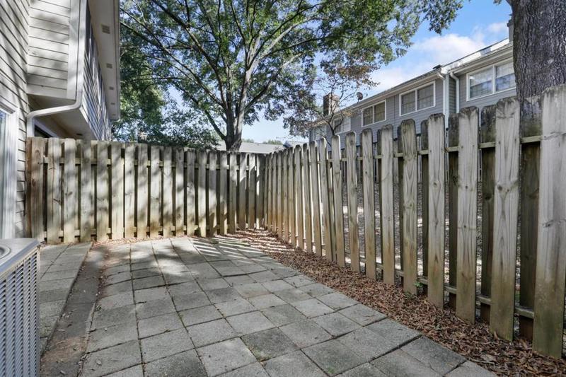 Image for property 2374 Farmstead Circle, Smyrna, GA 30080