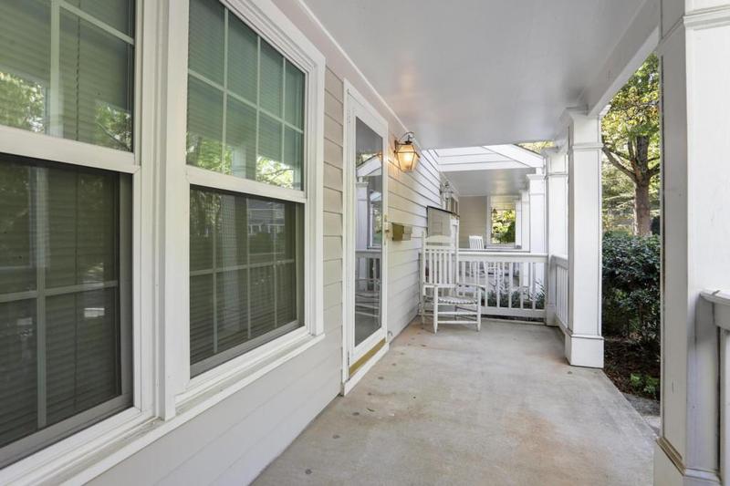 Image for property 2374 Farmstead Circle, Smyrna, GA 30080