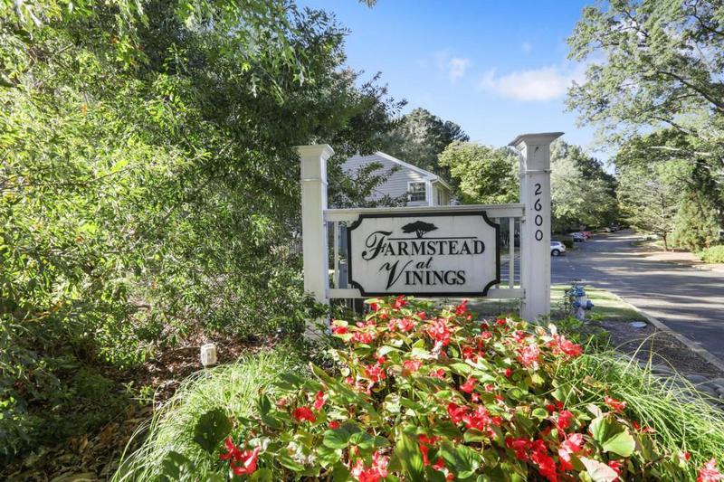 Image for property 2374 Farmstead Circle, Smyrna, GA 30080