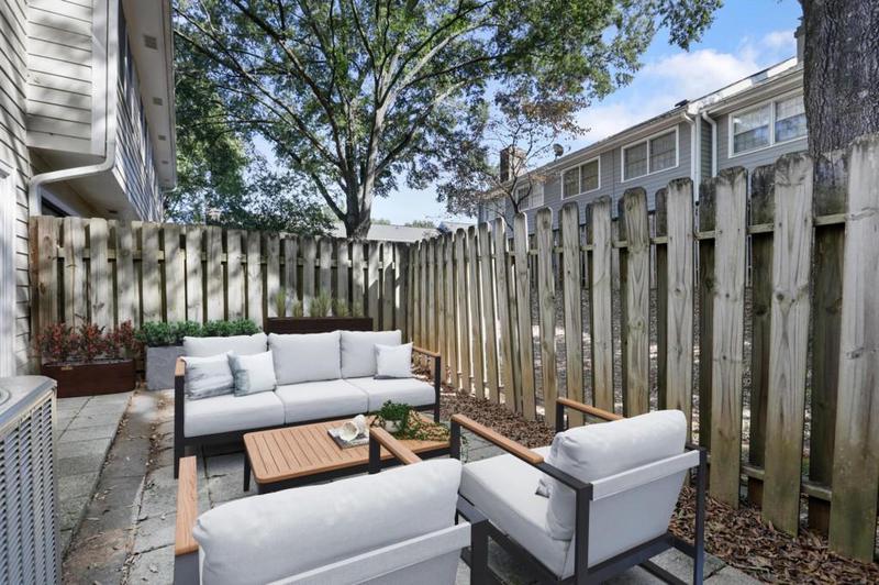 Image for property 2374 Farmstead Circle, Smyrna, GA 30080