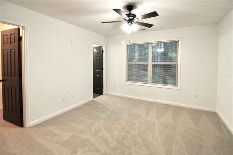 Image for property 2555 Flat Shoals Road 3005, Atlanta, GA 30349