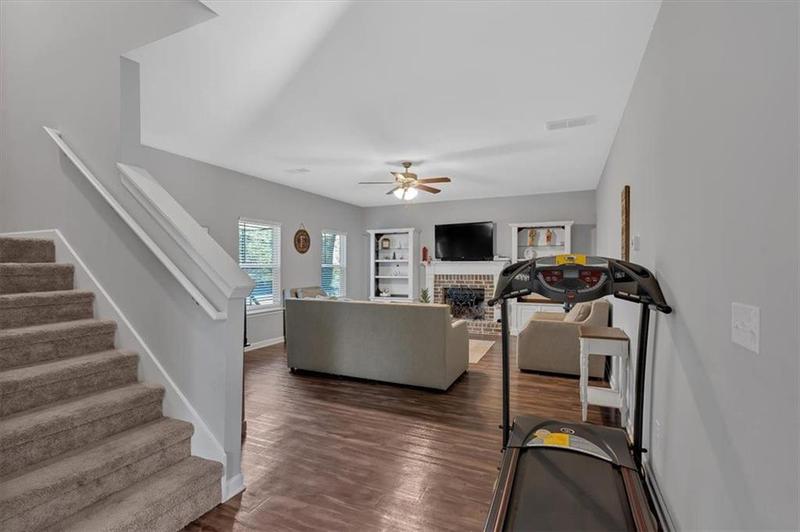 Image for property 10 SPRINGMONT Drive, Cartersville, GA 30120