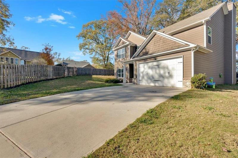 Image for property 10 SPRINGMONT Drive, Cartersville, GA 30120