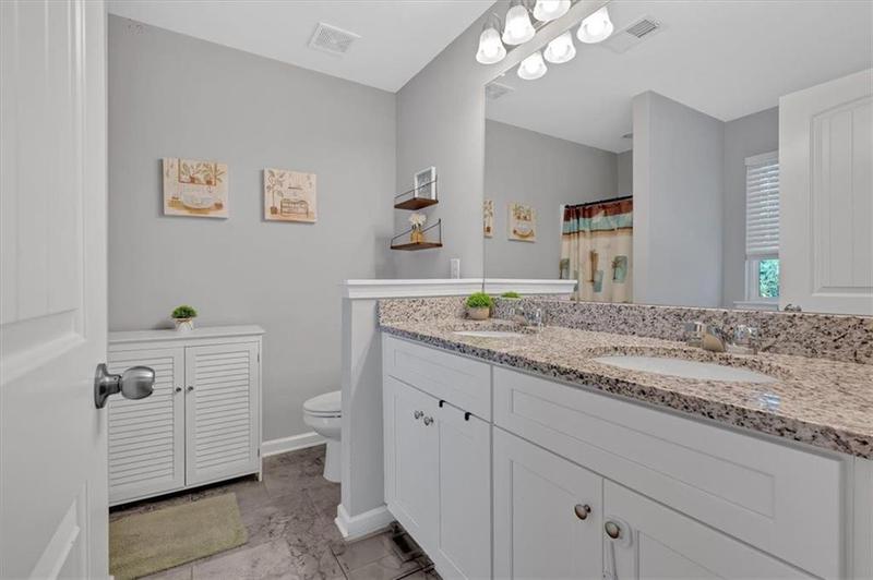 Image for property 10 SPRINGMONT Drive, Cartersville, GA 30120