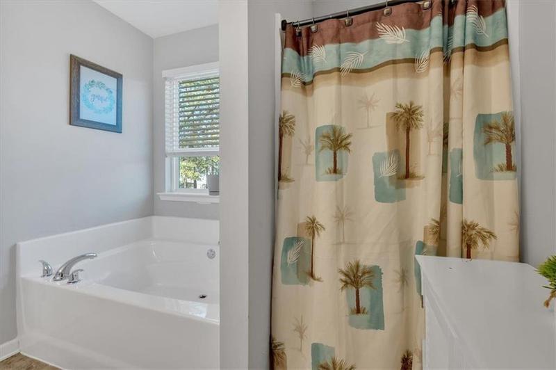 Image for property 10 SPRINGMONT Drive, Cartersville, GA 30120