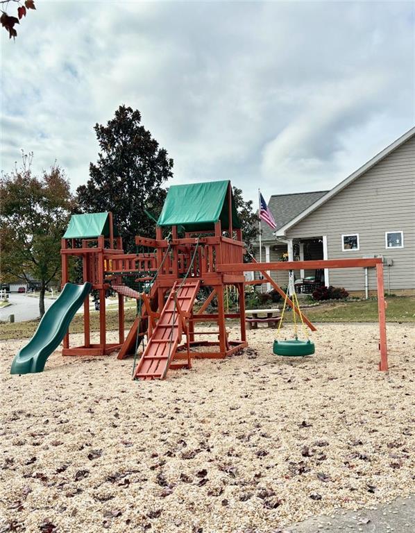 Image for property 10 SPRINGMONT Drive, Cartersville, GA 30120