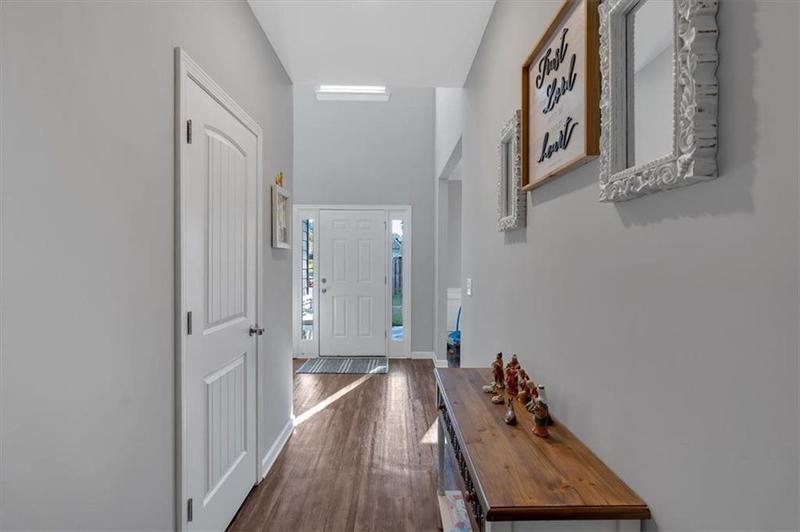 Image for property 10 SPRINGMONT Drive, Cartersville, GA 30120