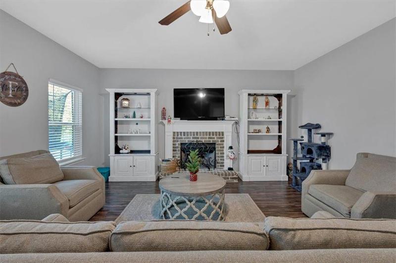Image for property 10 SPRINGMONT Drive, Cartersville, GA 30120