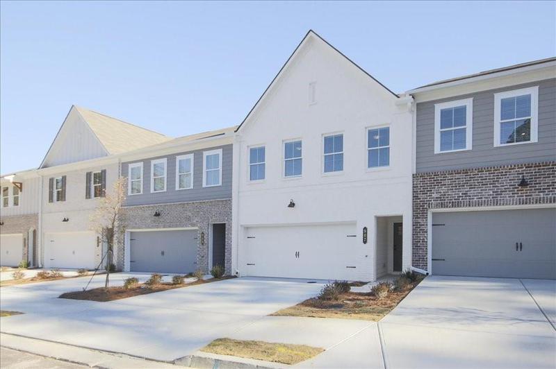 Image for property 907 Agate Lane, Lawrenceville, GA 30043
