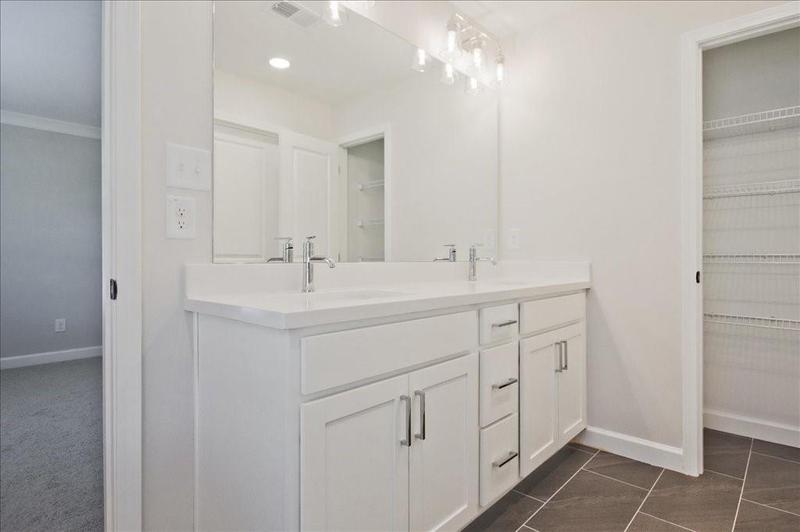 Image for property 907 Agate Lane, Lawrenceville, GA 30043