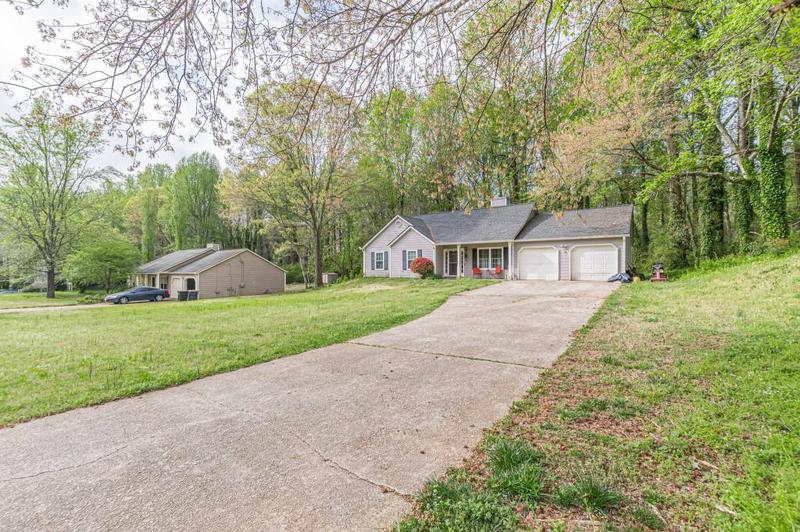 Image for property 3805 Forsythia Way, Douglasville, GA 30135