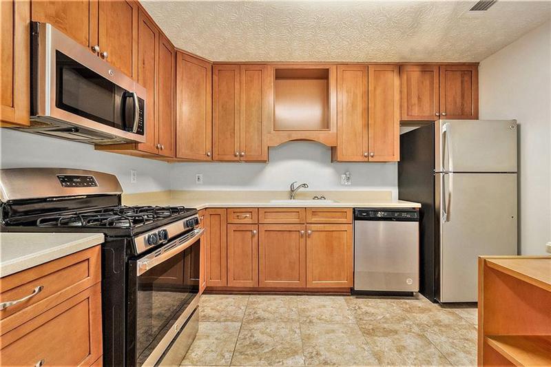 Image for property 124 Floresta Drive, Mcdonough, GA 30252