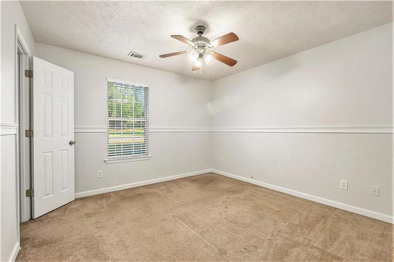 Image for property 124 Floresta Drive, Mcdonough, GA 30252