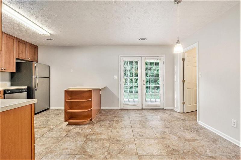 Image for property 124 Floresta Drive, Mcdonough, GA 30252