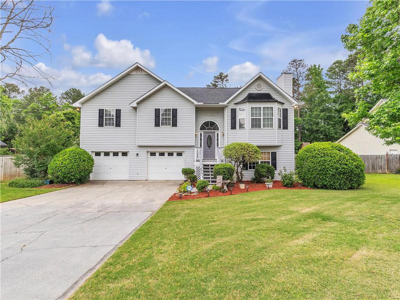 Image for property 221 Wildwood Circle, Calhoun, GA 30701