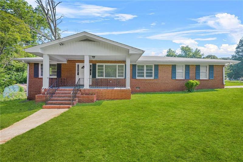 Image for property 4004 Camelot Court, Tucker, GA 30084