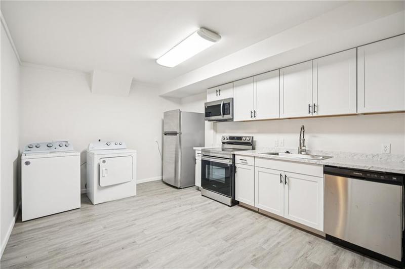 Image for property 130 White Sands Court, Suwanee, GA 30024