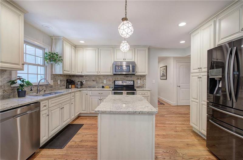 Image for property 294 Puckett Road, Emerson, GA 30137