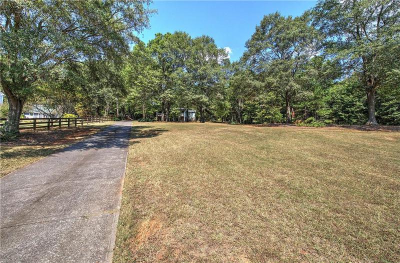 Image for property 294 Puckett Road, Emerson, GA 30137