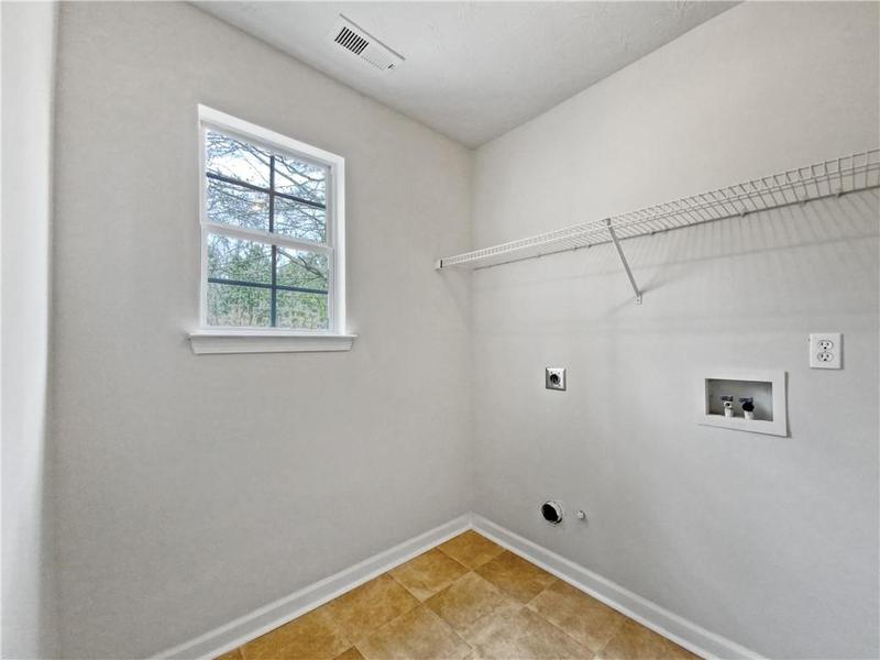 Image for property 140 Barrington Parkway, Stockbridge, GA 30281