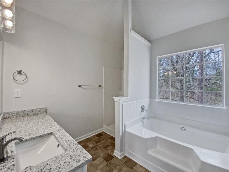 Image for property 140 Barrington Parkway, Stockbridge, GA 30281