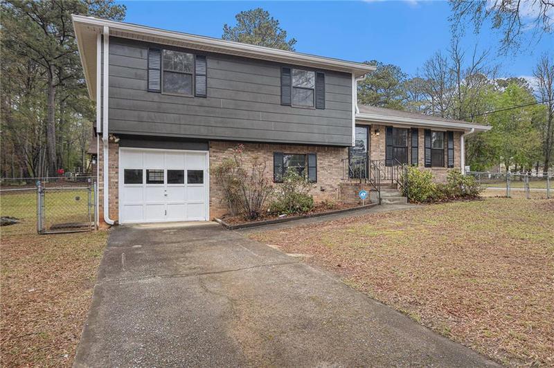 Image for property 175 Slicky Rock Court, Riverdale, GA 30274