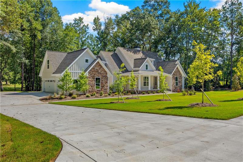 Image for property 110 Farr Lake Drive, Tyrone, GA 30290