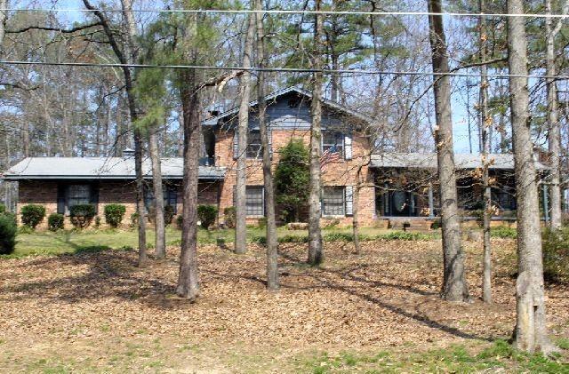 Image for property 203 Woodland Drive, Calhoun, GA 30701