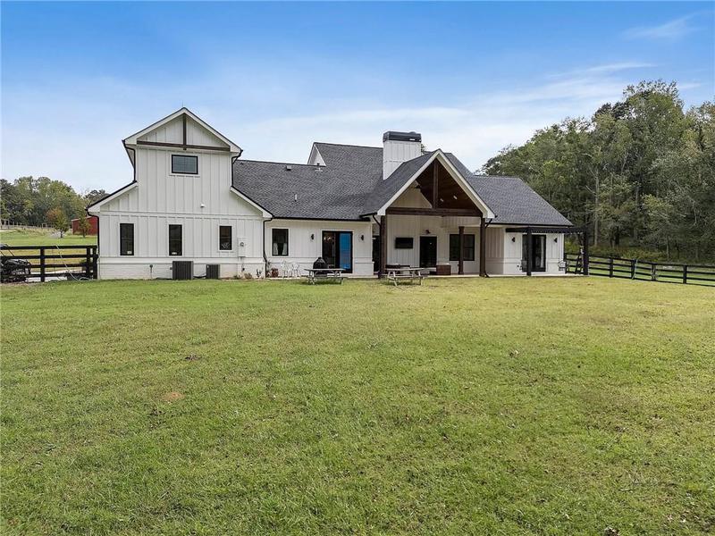 Image for property 4165 Milford Trail, Cumming, GA 30028