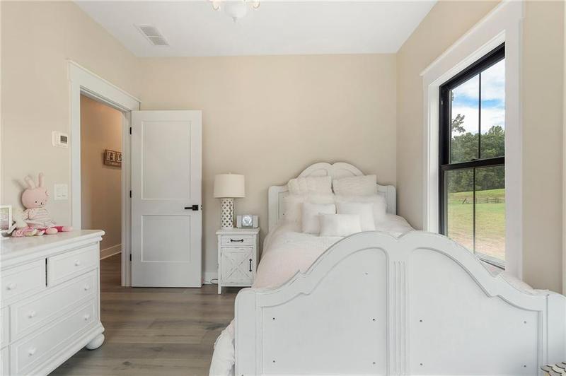 Image for property 4165 Milford Trail, Cumming, GA 30028