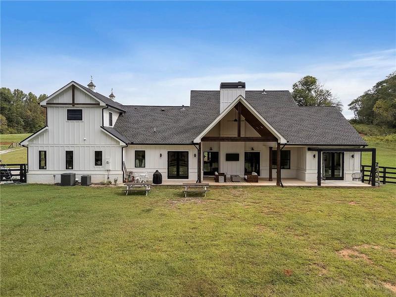 Image for property 4165 Milford Trail, Cumming, GA 30028