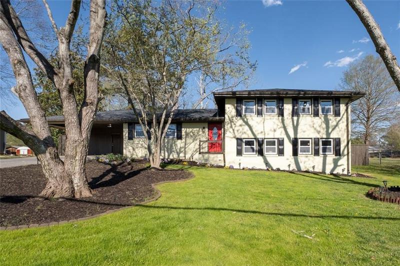 Image for property 399 SANDTOWN Road, Marietta, GA 30064
