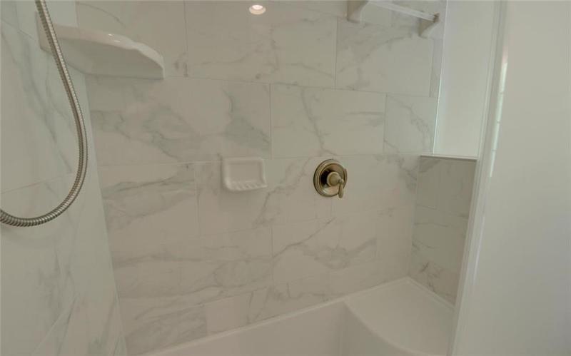 Image for property 1871 Birch Briar Bend, Lawrenceville, GA 30043